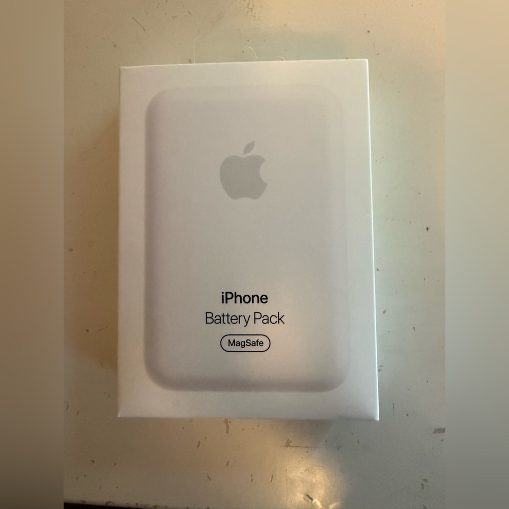 Apple iPhone MagSafe Battery Pack
